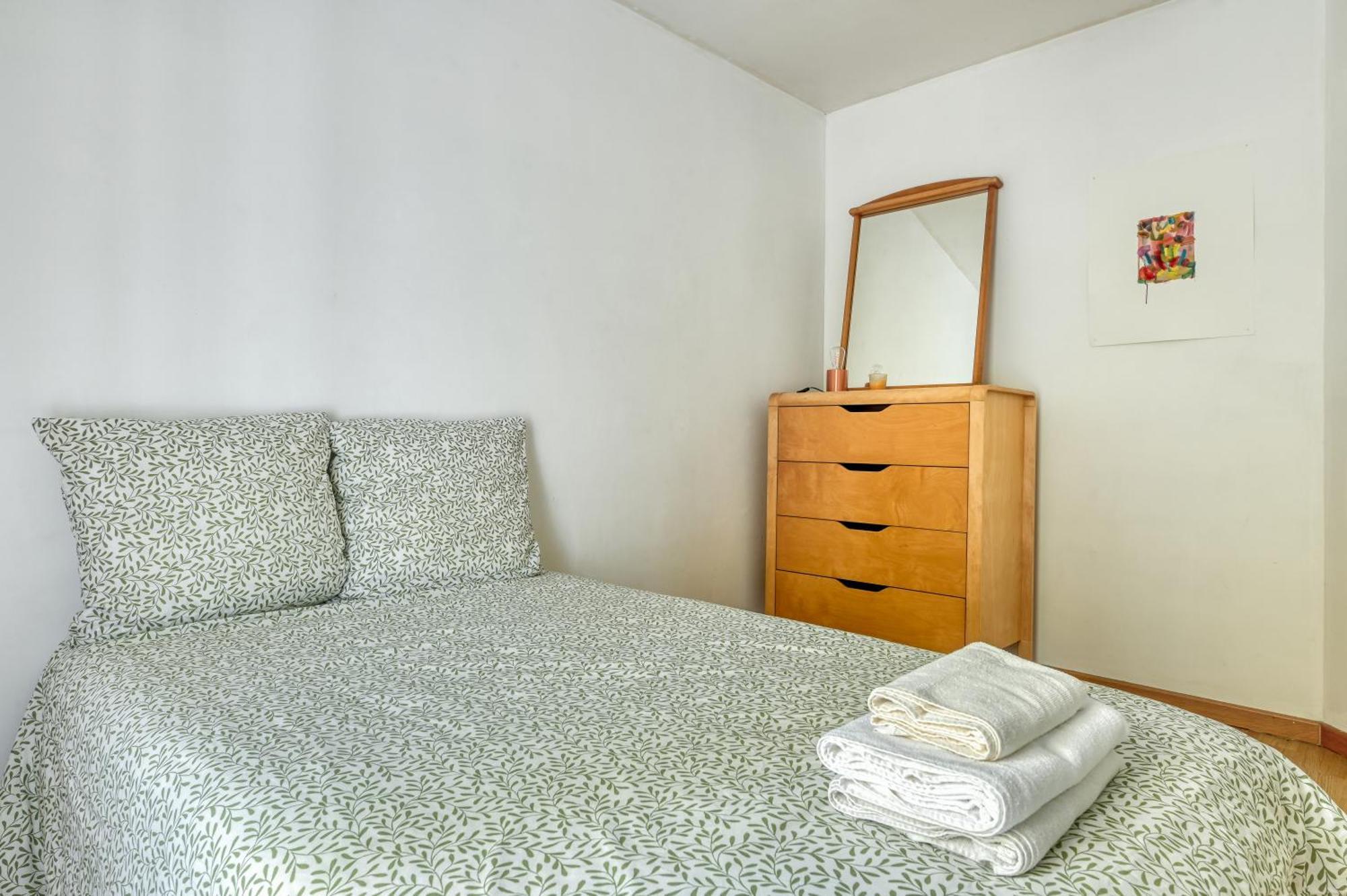 3 Bedroom Apartment With Balconies Paris Extérieur photo